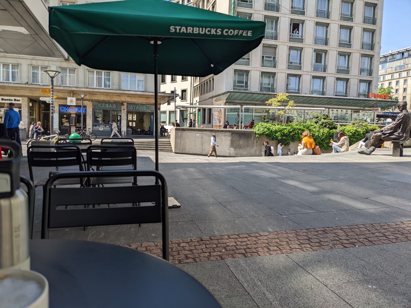 Starbucks · Photos 4