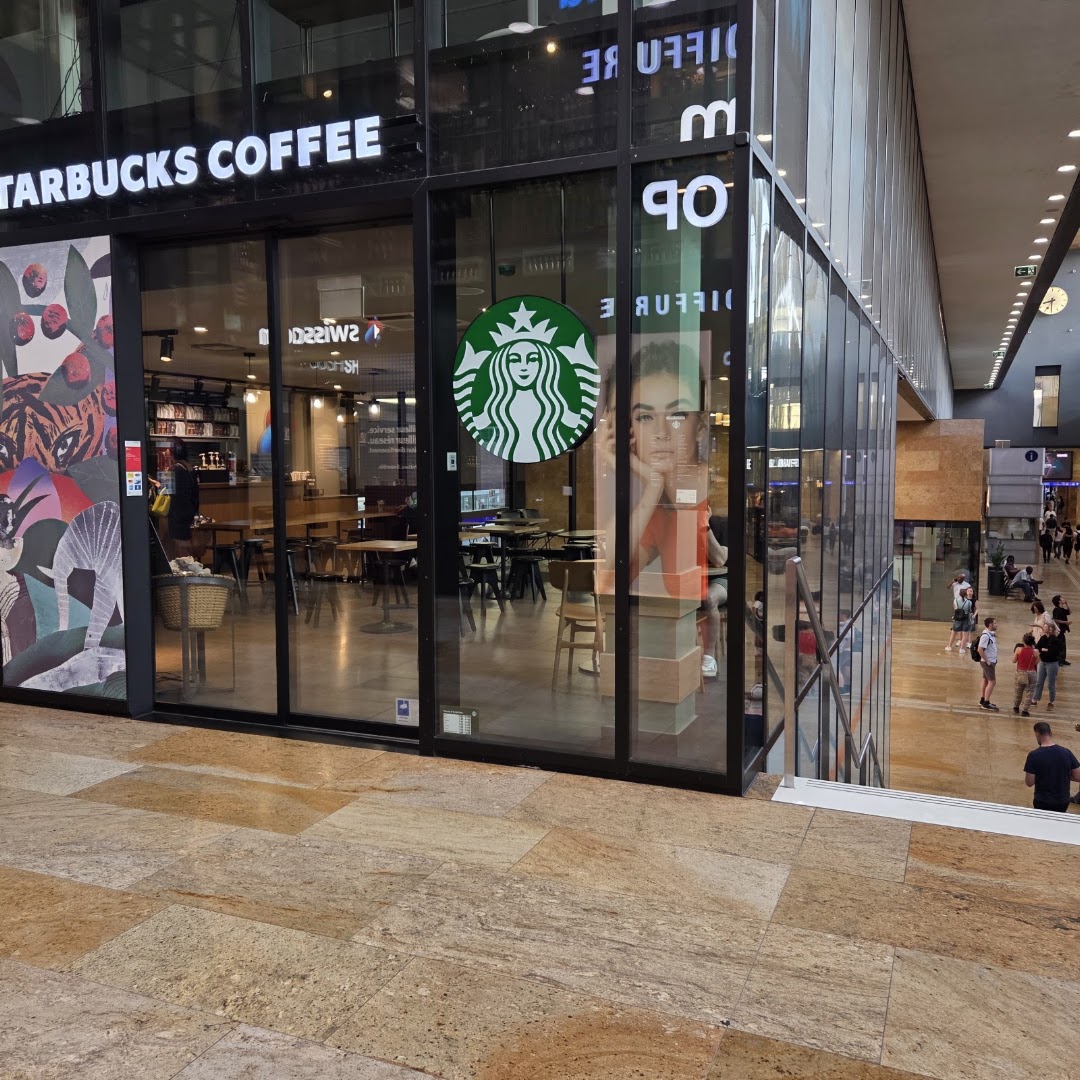 Starbucks · Photos 7