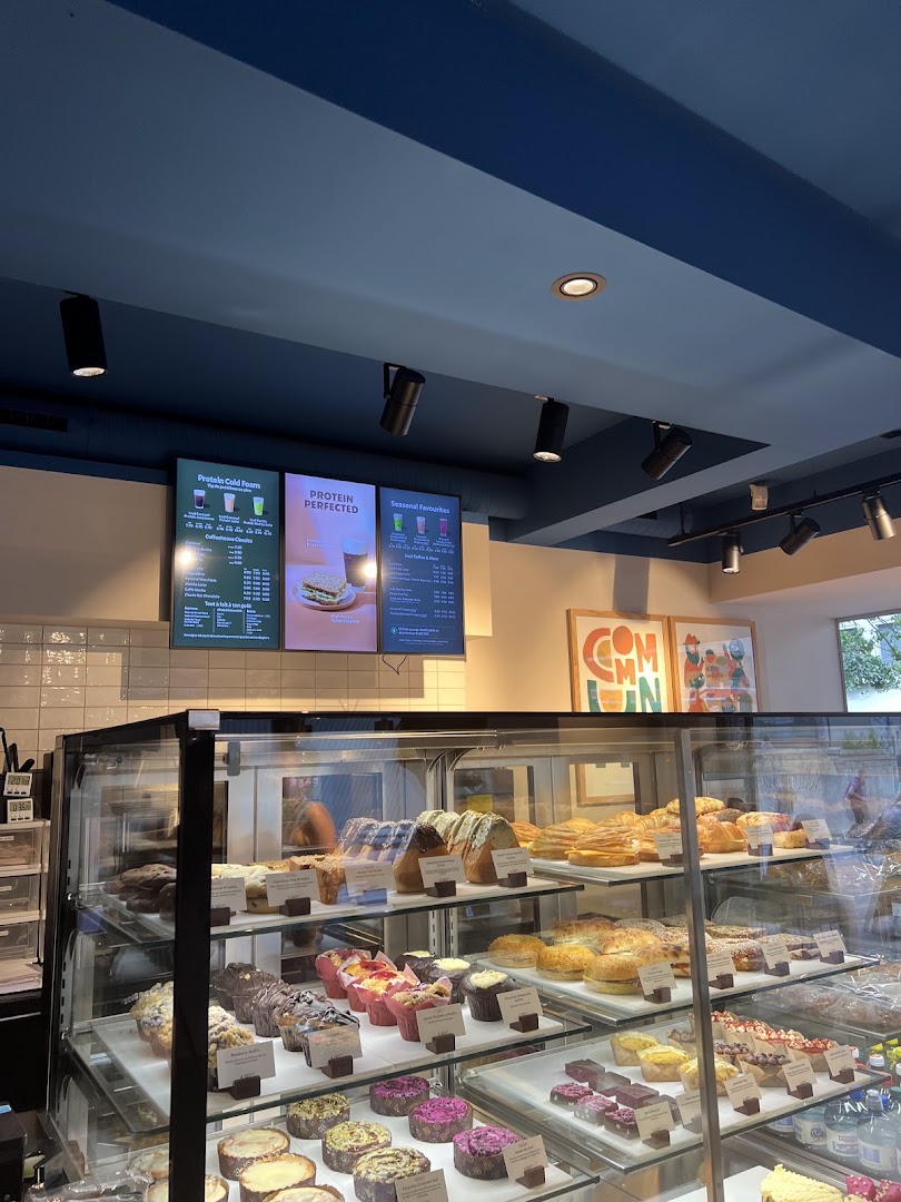 Starbucks · Photos 13