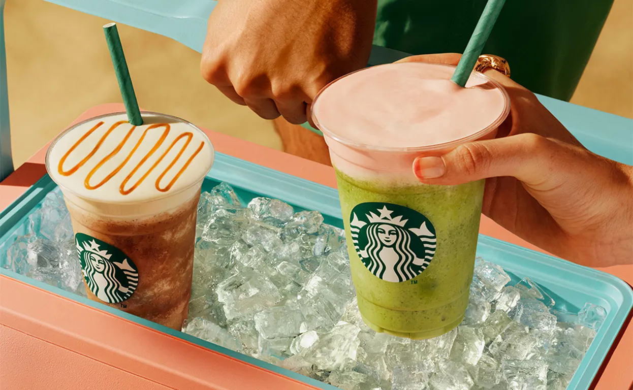 Starbucks · Photos 11