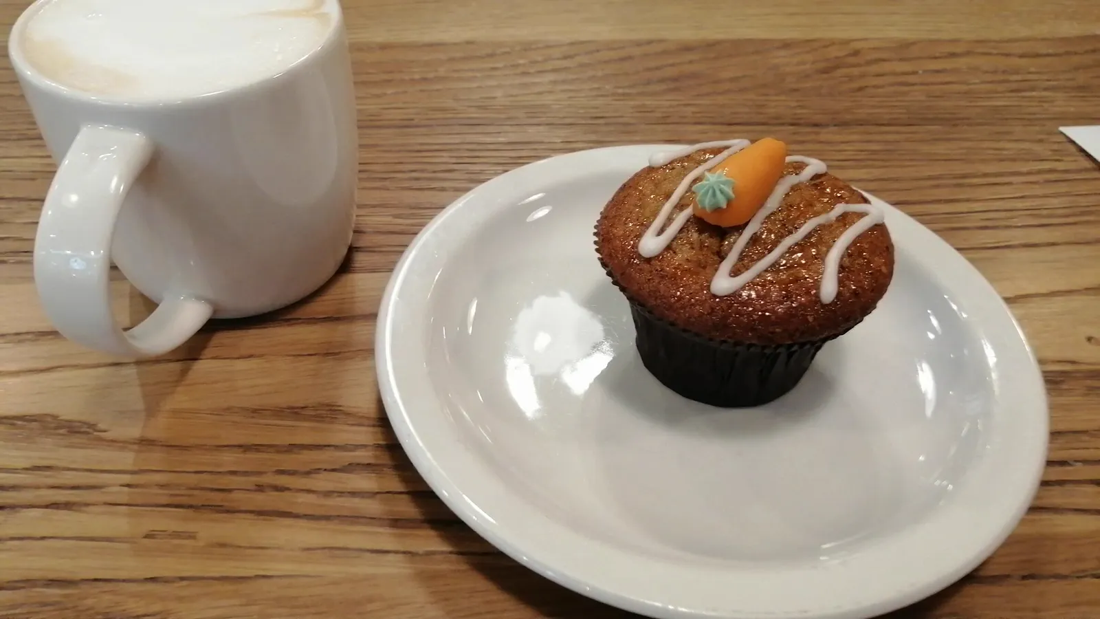 Starbucks · Photos 6